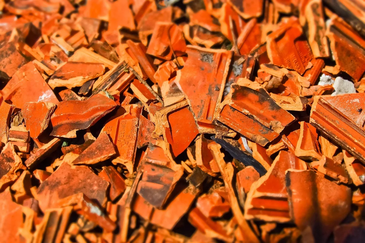 Les tuiles poreuses : révolution écologique pour votre toiture en 2026
